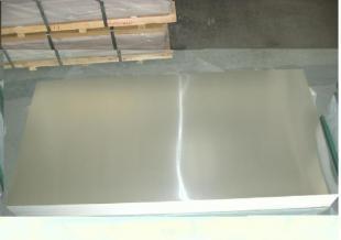 江蘇地區(qū)鋁板產(chǎn)品概覽 5052、5083、5754鋁板的特性與應(yīng)用